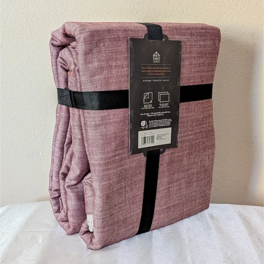 New Hearth & Hand with Magnolia Reversible Duvet Cover Set Burgundy King 3-Piece
